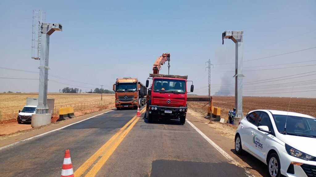 Pórticos do pedágio eletrônico Free Flow instalados na MT-130 em Mato Grosso